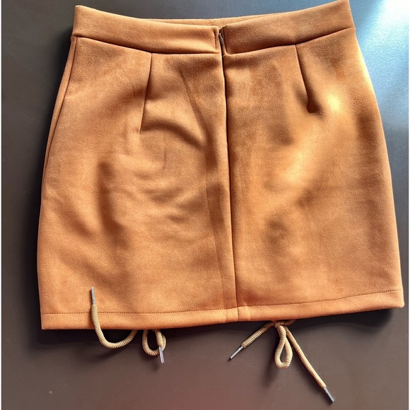 Suede skirt - Picture 4 of 4